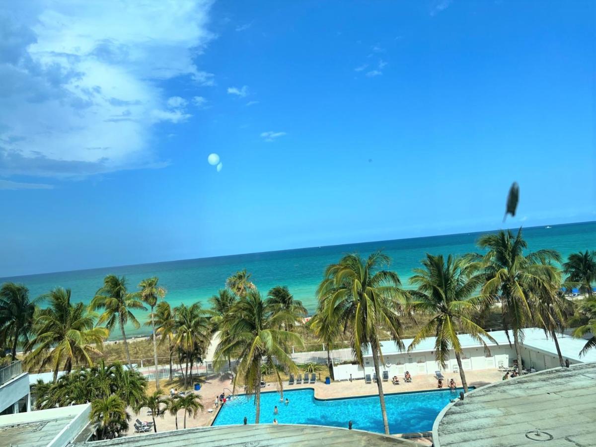 Ocean Front Units At Miami Beach Eksteriør billede